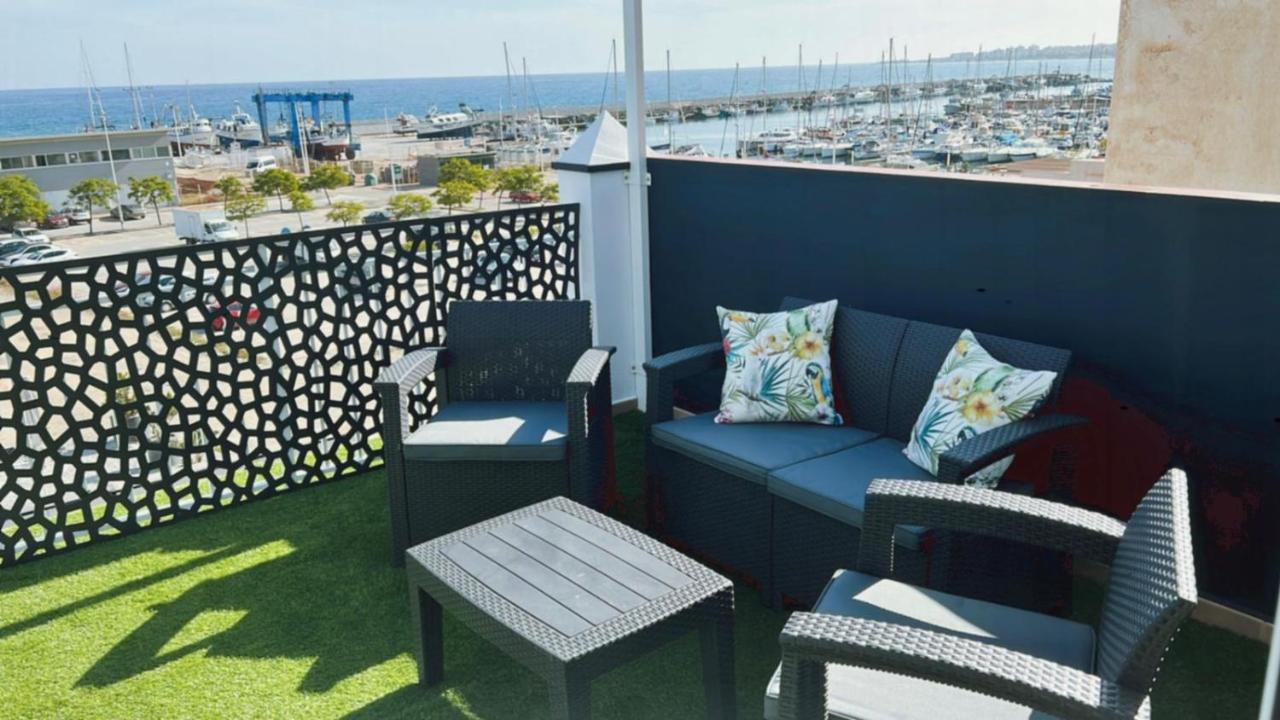 Apartamentos La Caleta Caleta De Velez Eksteriør bilde