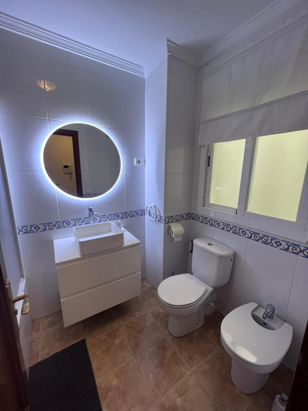 Apartamentos La Caleta Caleta De Velez Eksteriør bilde